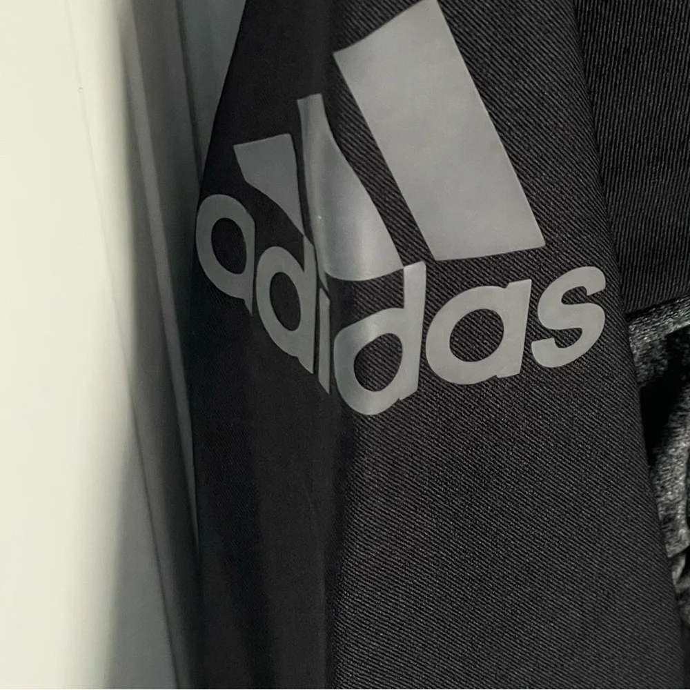 New! adidas Women's Full Zip Go-to Adapt Jacket Size XS 54037